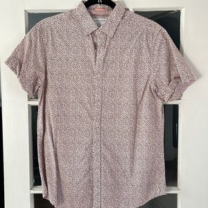 Mens short sleeve button down, size small. Denim & Flower.